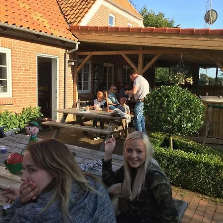 Familiehuis Boysen מלון דירות